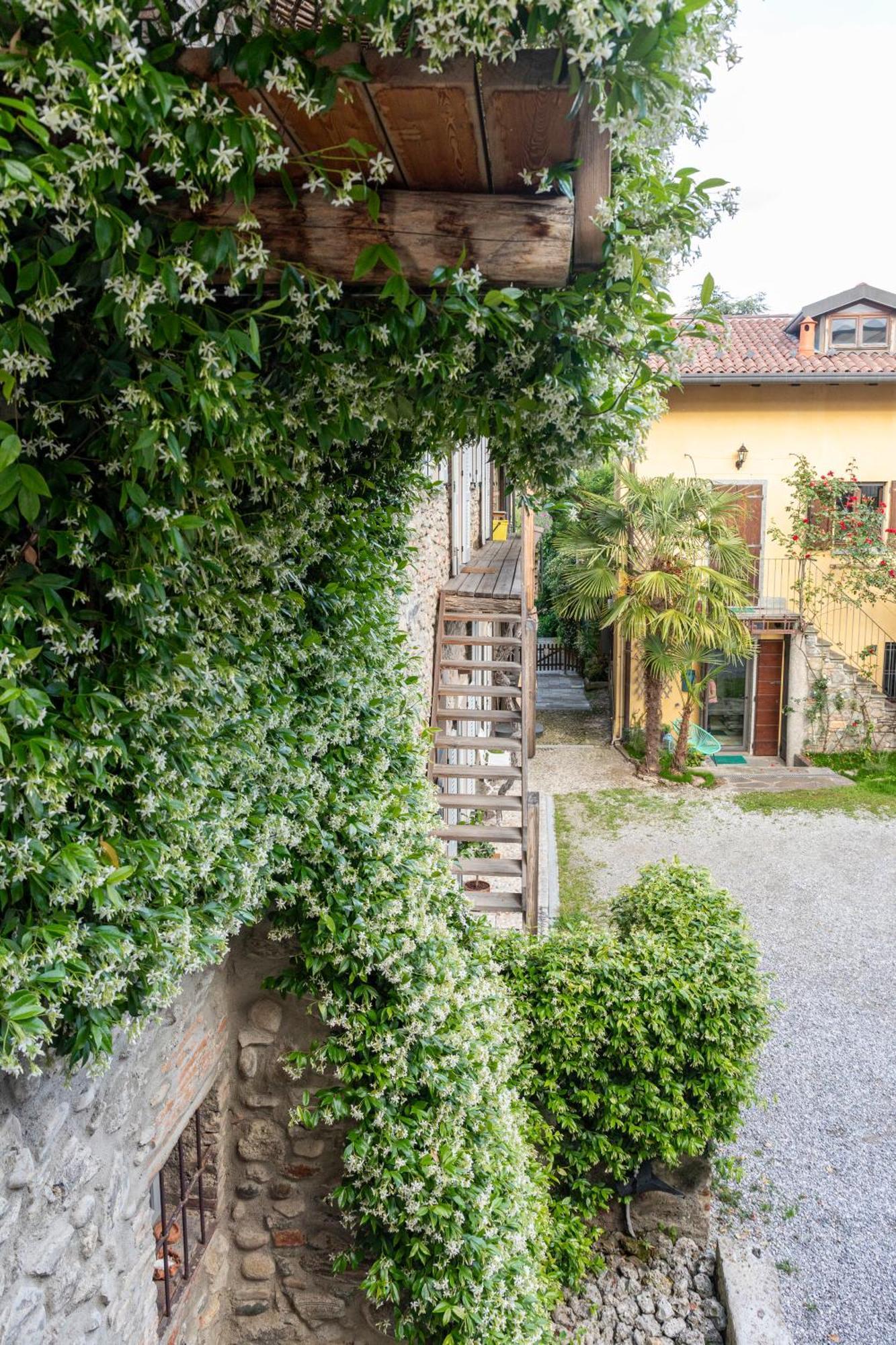 Lurago dʼErbaA Casa Di Tina别墅 外观 照片